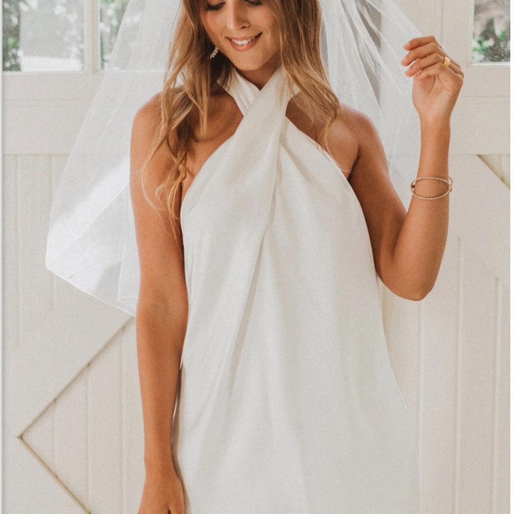 Show me your mumu White Halter Wedding Dress